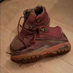 Merrell Hiking Boots 8.5